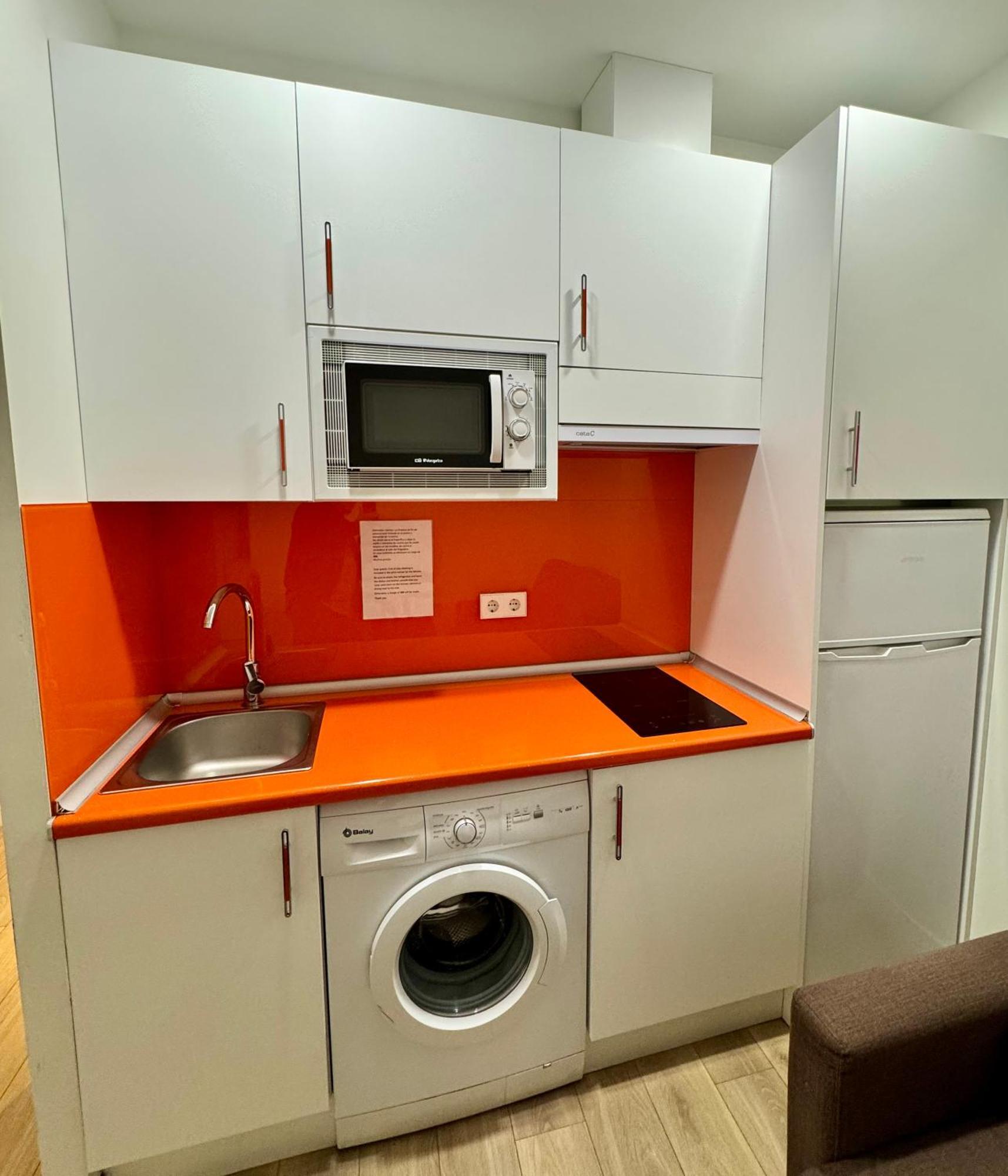 Apartamentos Apolo Madrid Exteriér fotografie