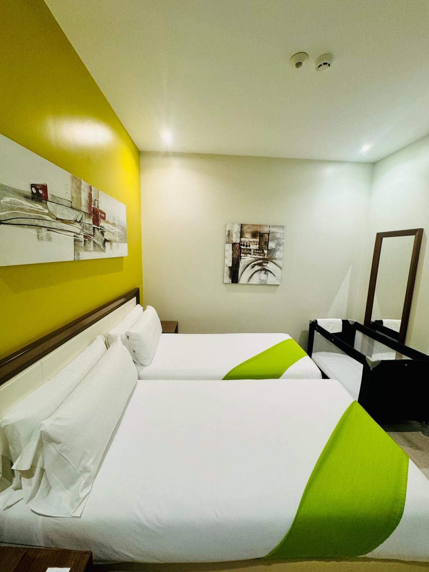Apartamentos Apolo Madrid Exteriér fotografie