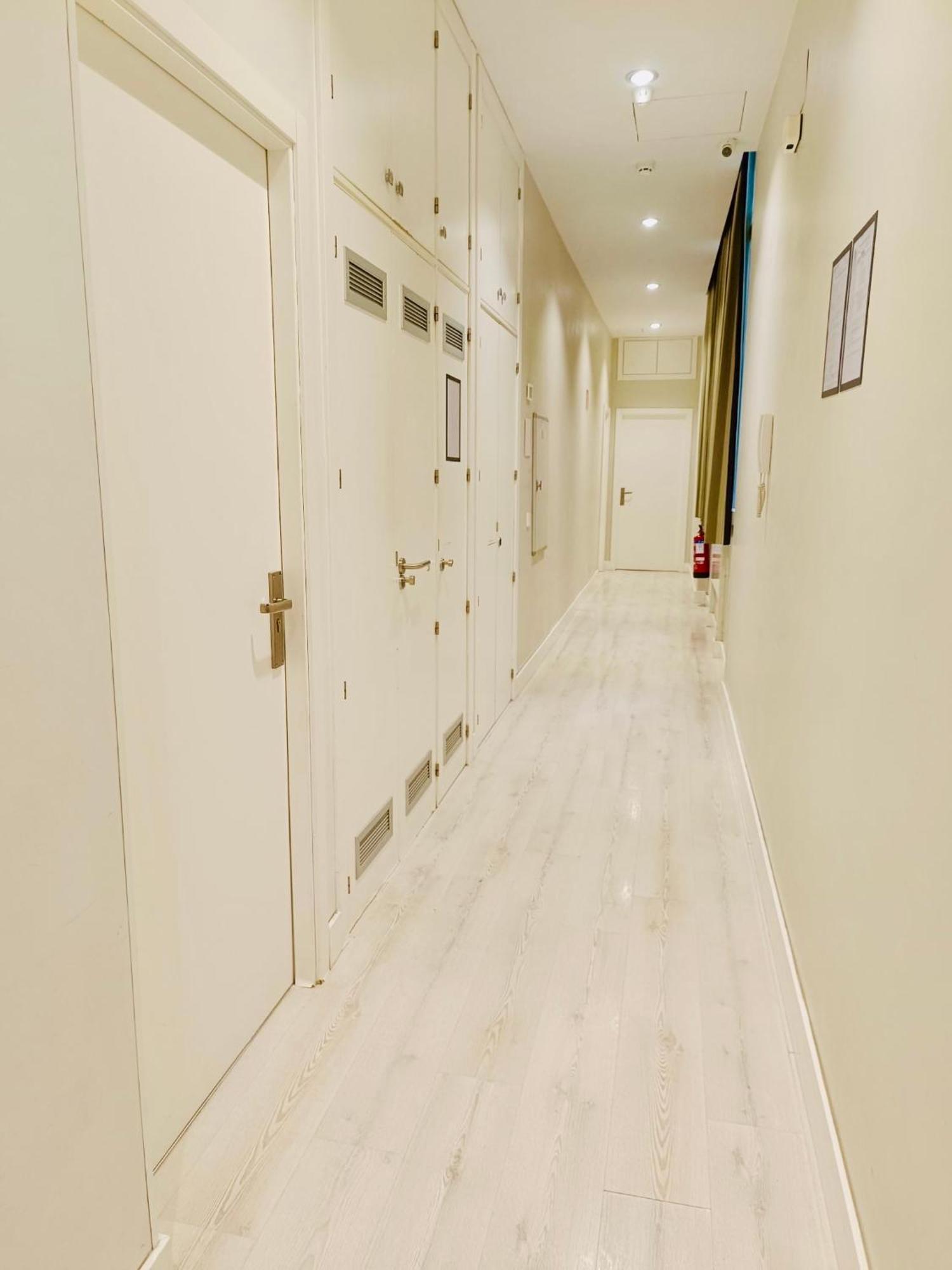Apartamentos Apolo Madrid Exteriér fotografie