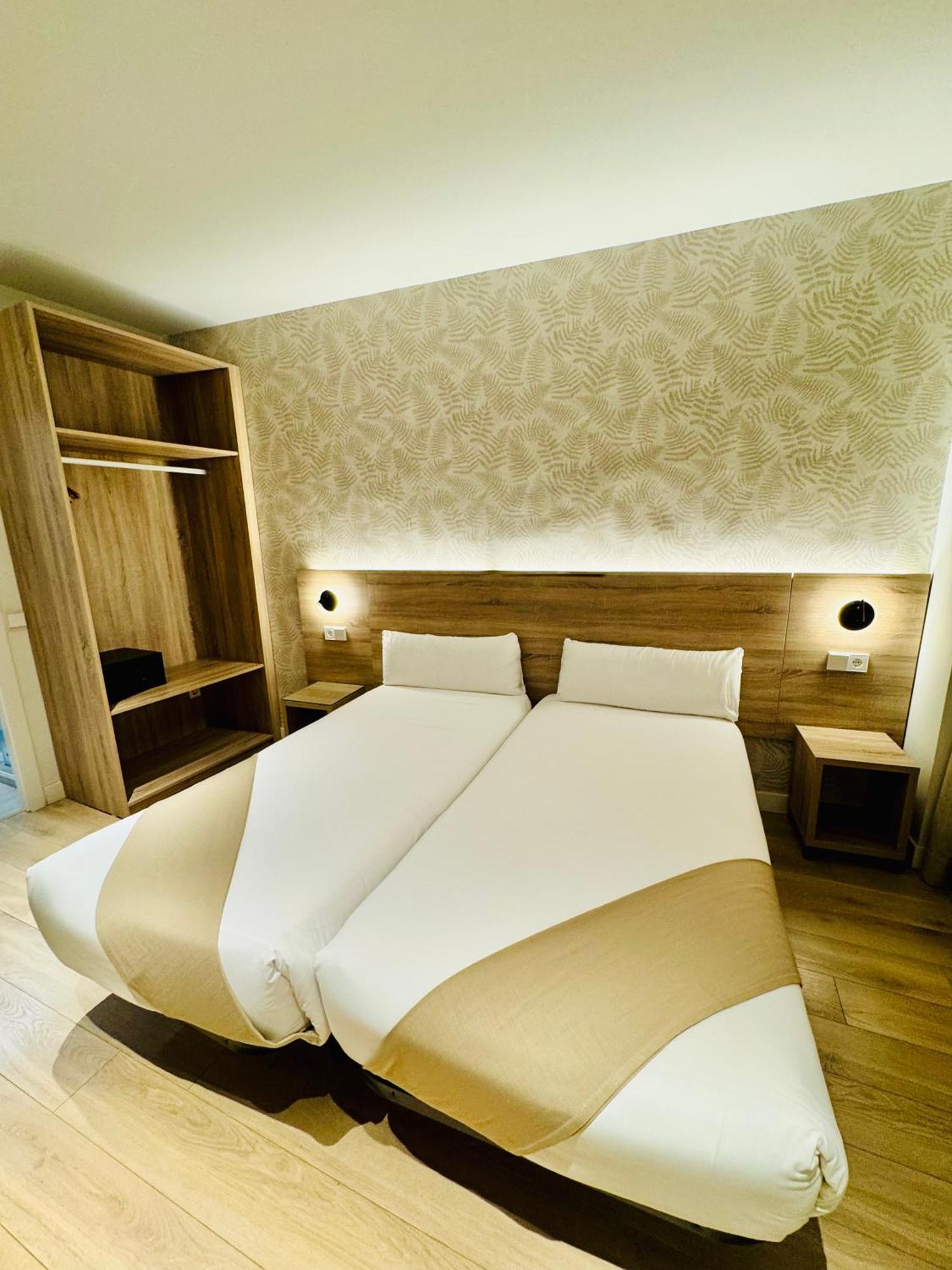Apartamentos Apolo Madrid Exteriér fotografie